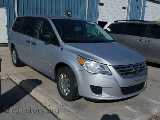 Photo 2V4RW4D11AR268441 - VOLKSWAGEN ROUTAN 2010