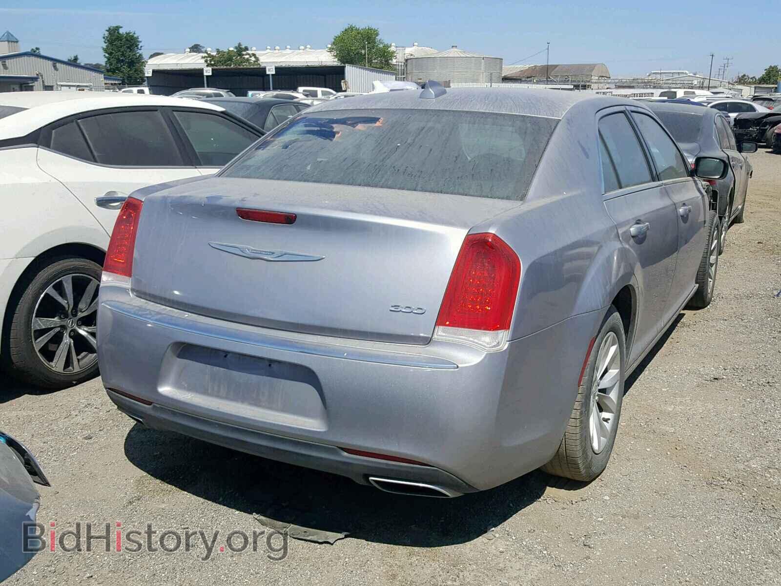 2015 CHRYSLER 300 - VIN: 2C3CCAAG8FH904094 - Фото 4