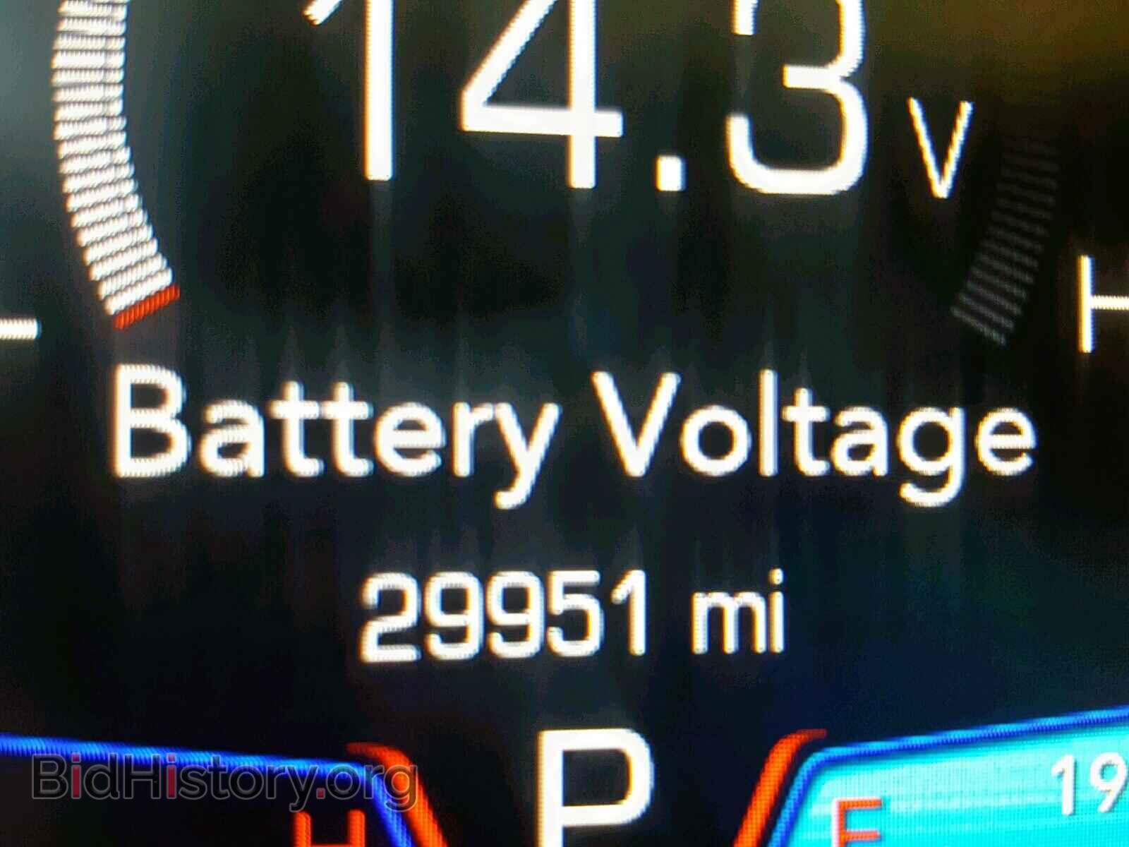 2015 CHRYSLER 300 - VIN: 2C3CCAAG8FH904094 - Фото 8