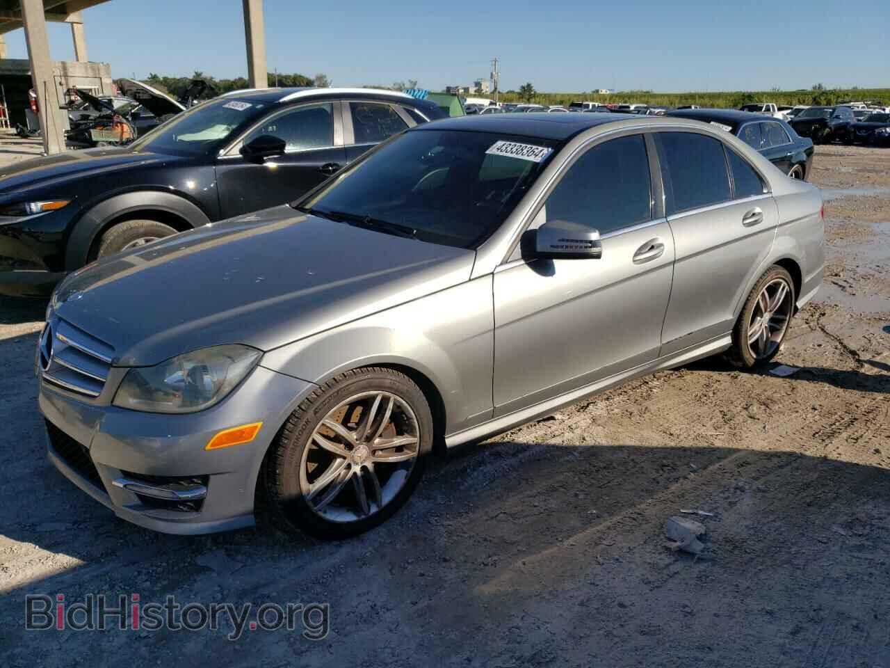 Фотография WDDGF8AB3DR260413 - MERCEDES-BENZ C-CLASS 2013