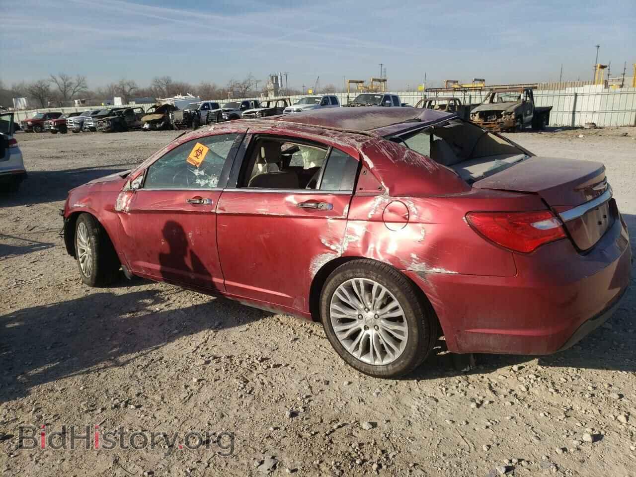 2012 CHRYSLER 200 - VIN: 1C3CCBCB9CN277352 - Фото 2