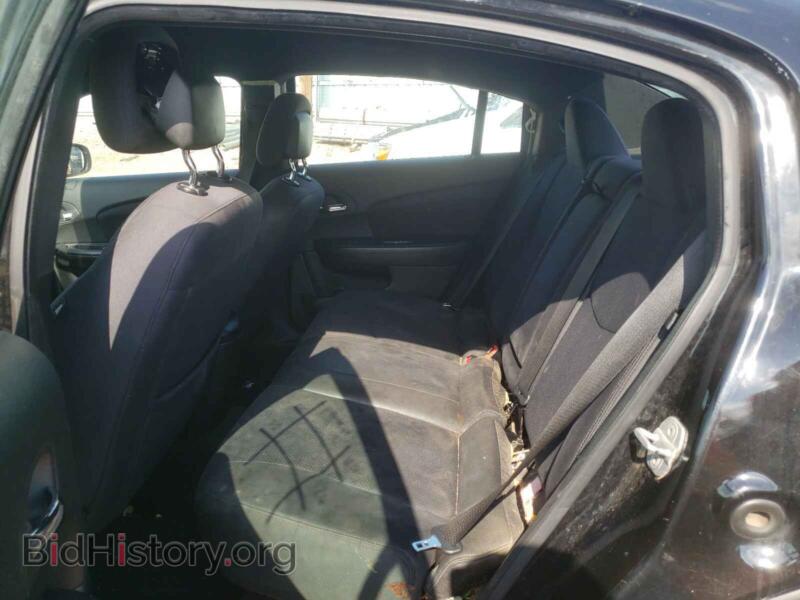 2013 Chrysler 200 (VIN 1C3CCBAB7DN562037) — фото 6 из 10
