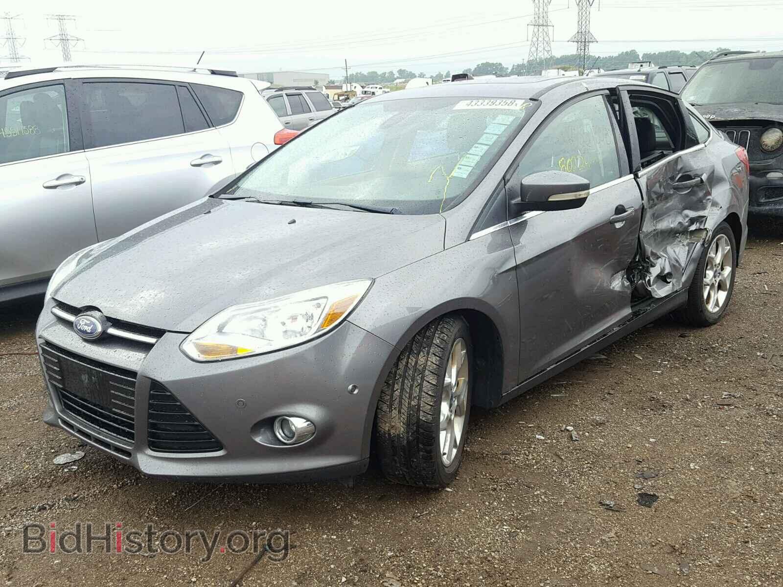 2012 Ford FOCUS (VIN 1FAHP3H21CL118377) — фото 2 из 10