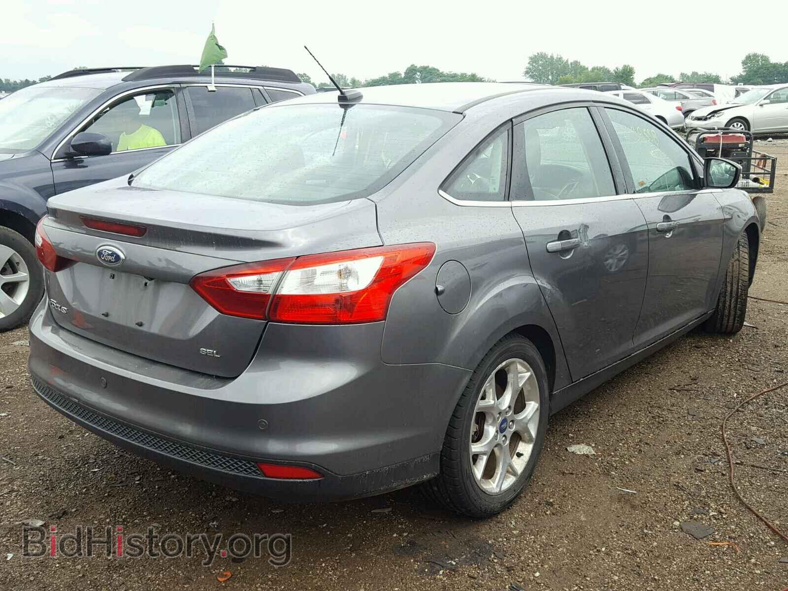 2012 Ford FOCUS (VIN 1FAHP3H21CL118377) — фото 4 из 10