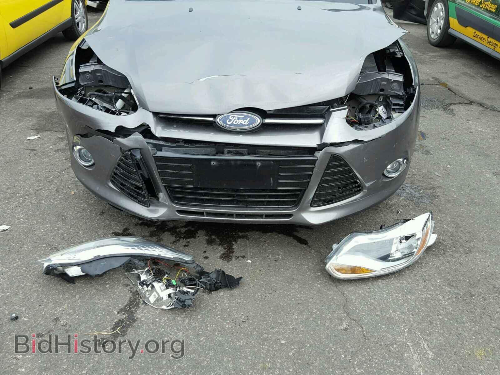 2012 Ford FOCUS (VIN 1FAHP3F21CL210401) — photo 9 of 10