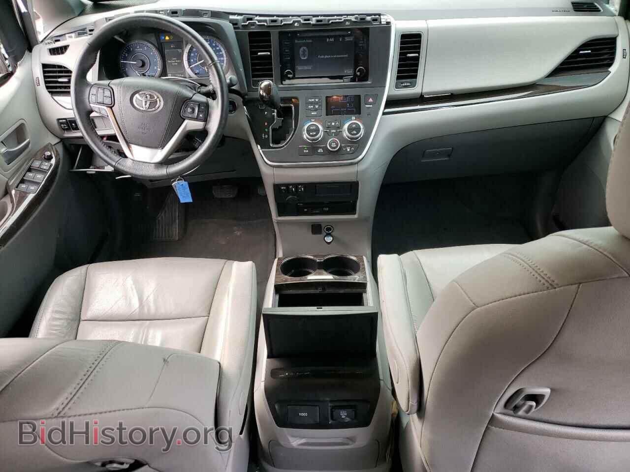 2017 TOYOTA All Models - VIN: 5TDYZ3DC7HS822737 - Фото 8