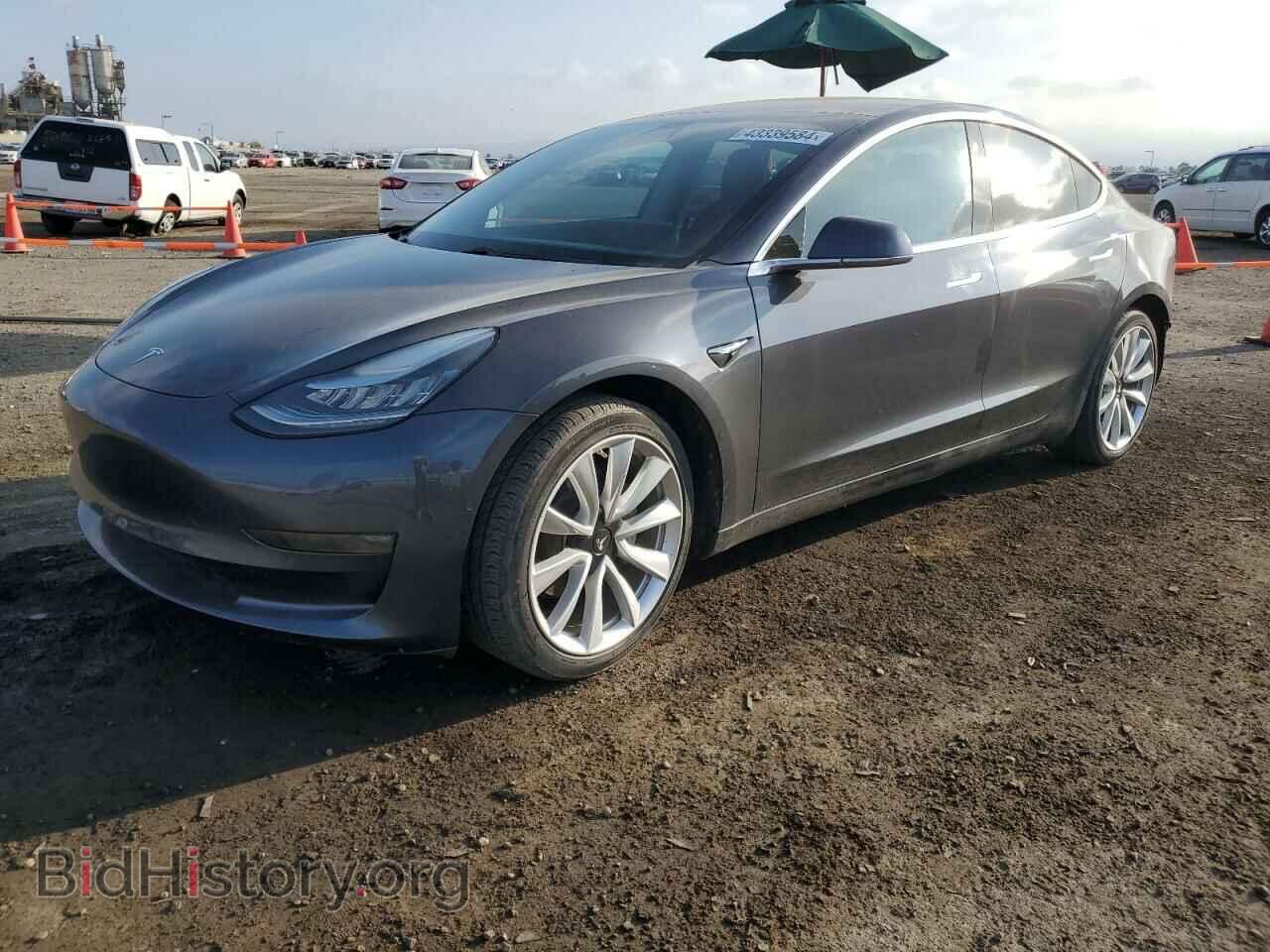 Фотография 5YJ3E1EA1JF154774 - TESLA MODEL 3 2018