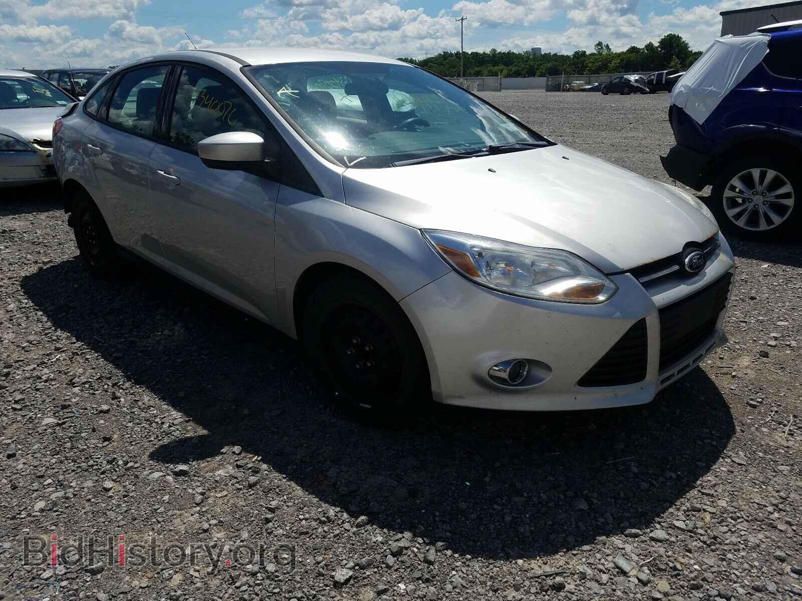 Photo 1FAHP3F28CL385356 - FORD FOCUS 2012