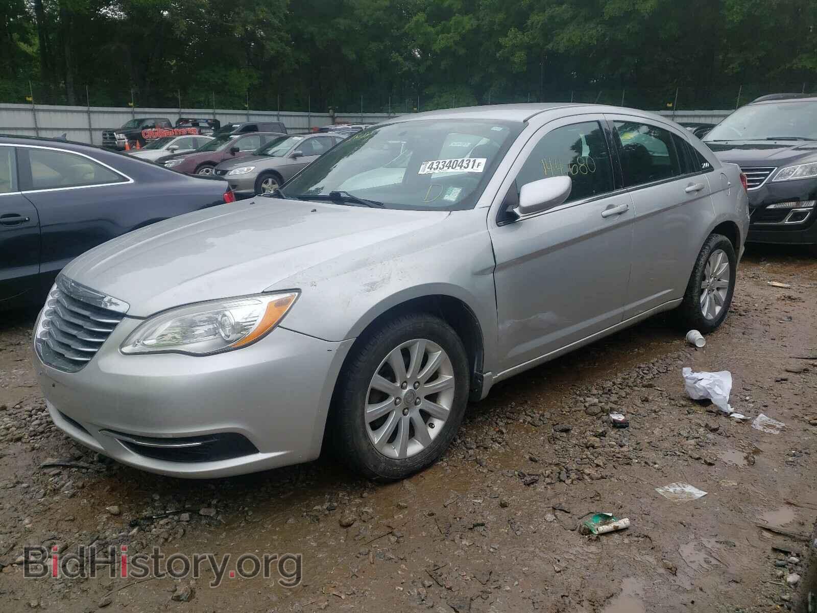 2011 CHRYSLER 200 - VIN: 1C3BC1FB4BN569684 - Фото 2