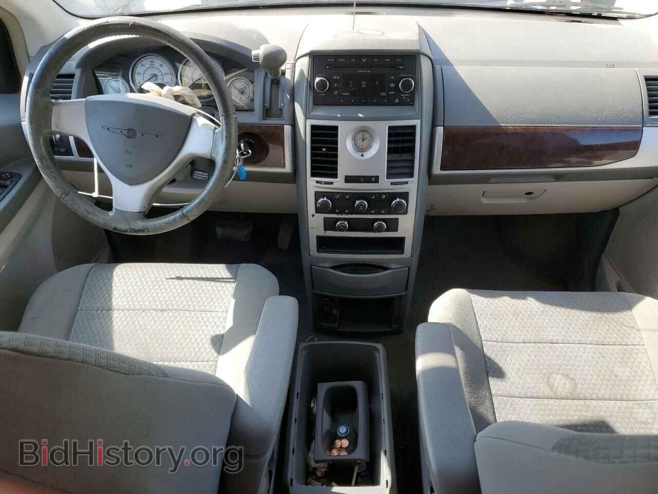 2009 CHRYSLER MINIVAN - VIN: 2A8HR54109R639029 - Фото 8