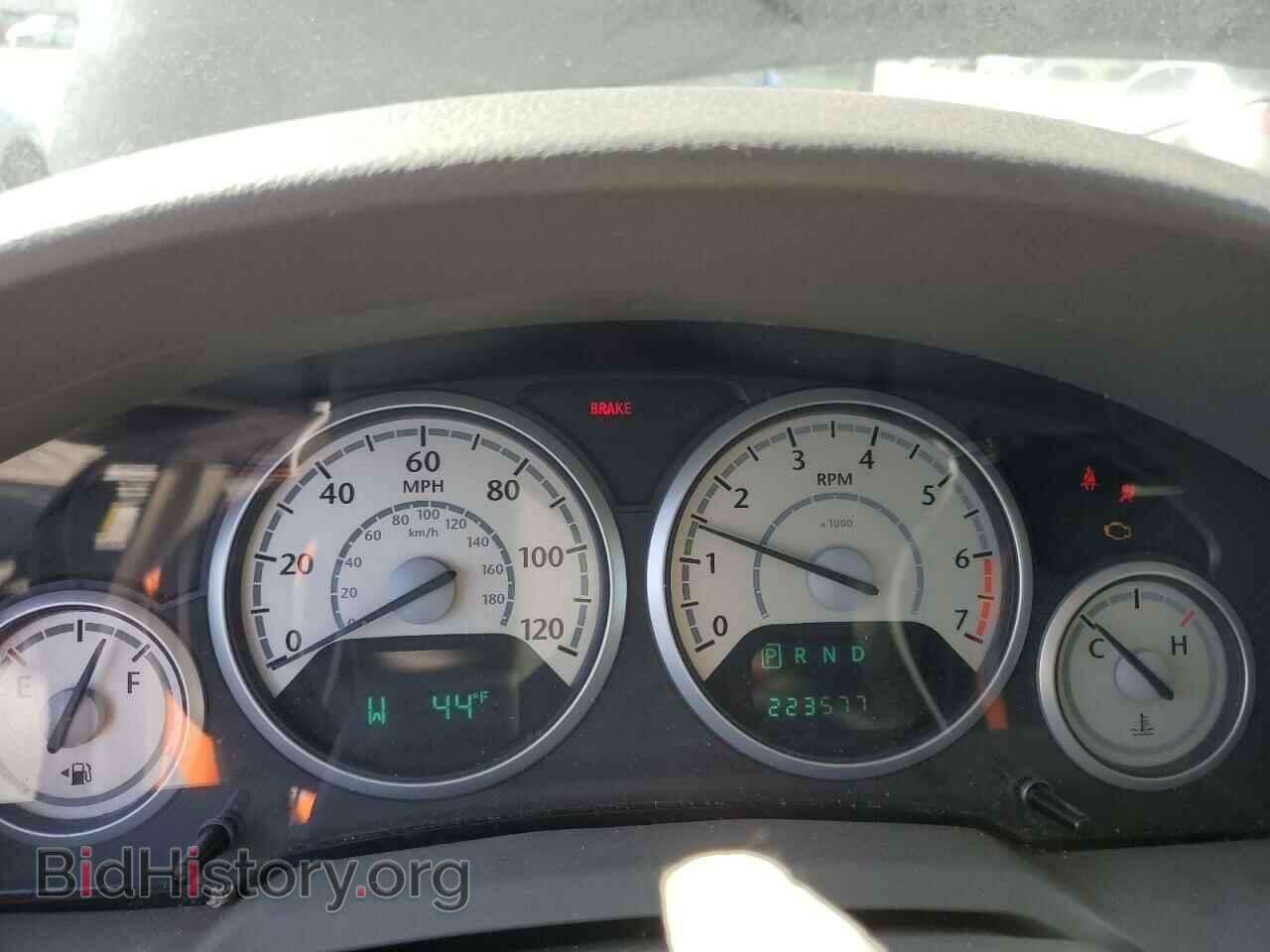 2009 CHRYSLER MINIVAN - VIN: 2A8HR54109R639029 - Фото 9