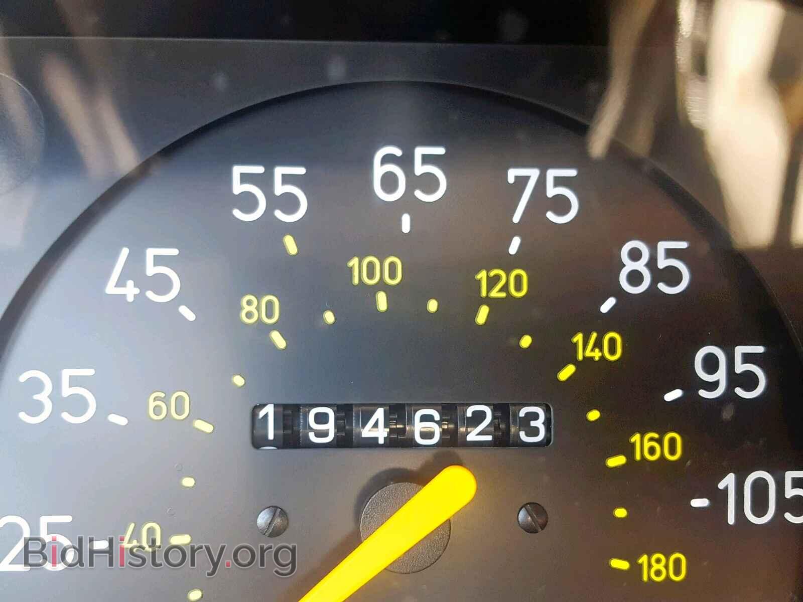 1992 SAAB 900 BASE - VIN: YS3AK35E8N2010607 - Photo 8
