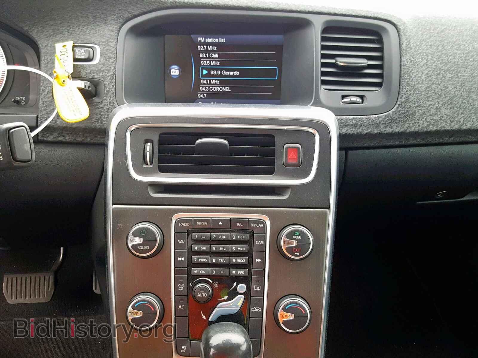 2012 VOLVO S60 - VIN: YV1622FS2C2128347 - Фото 9