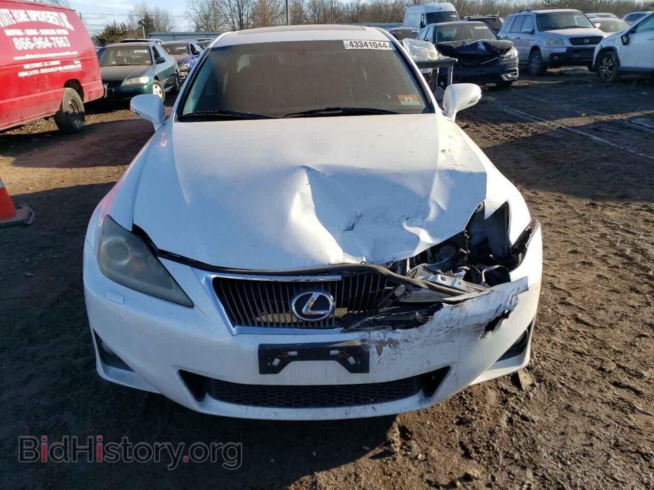 2011 LEXUS IS - VIN: JTHCE5C21B5000330 - Фото 5