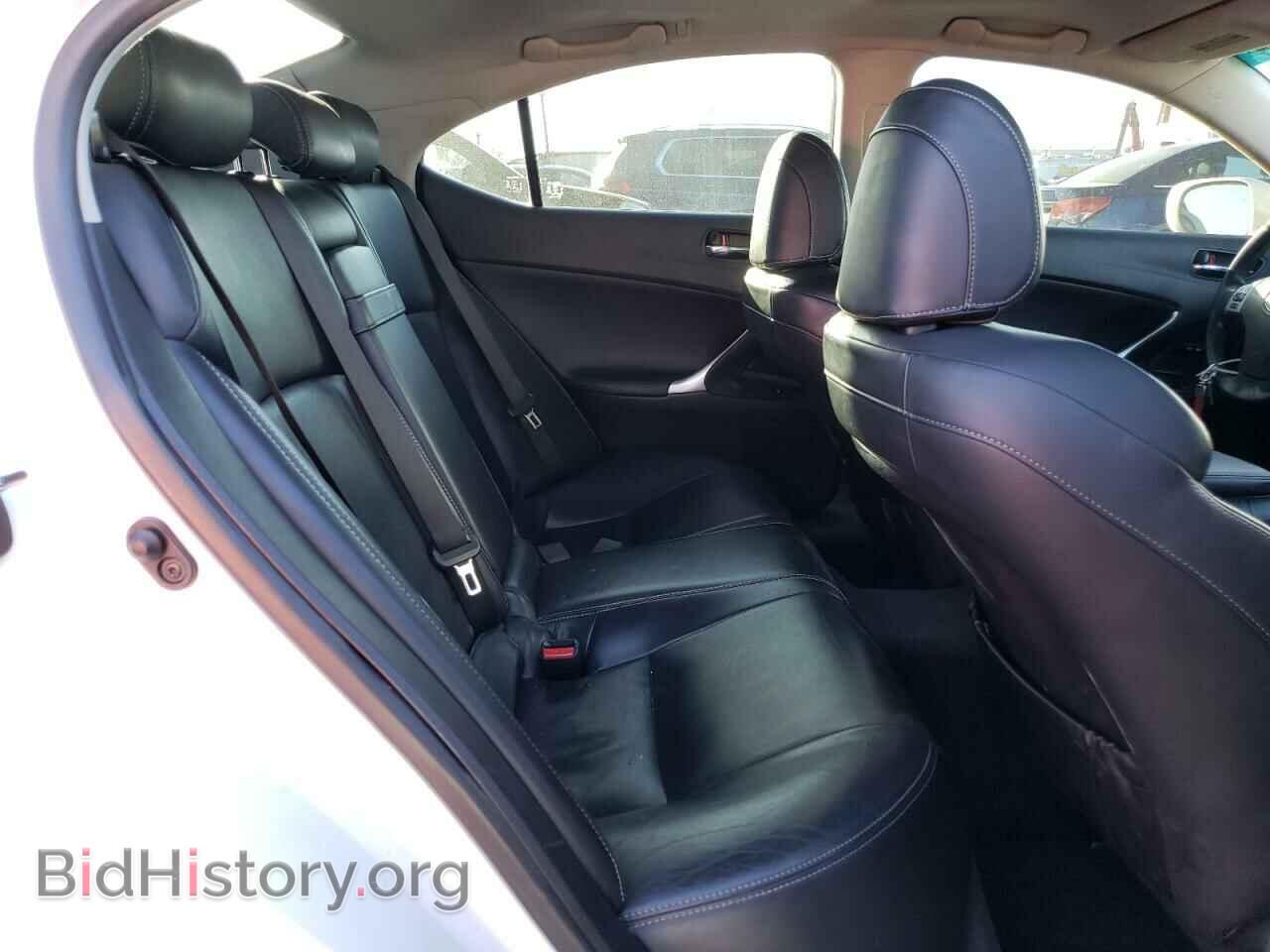 2011 LEXUS IS - VIN: JTHCE5C21B5000330 - Фото 10