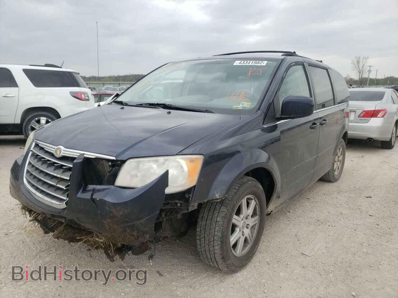 2008 CHRYSLER MINIVAN - VIN: 2A8HR54PX8R690542 - Фото 2