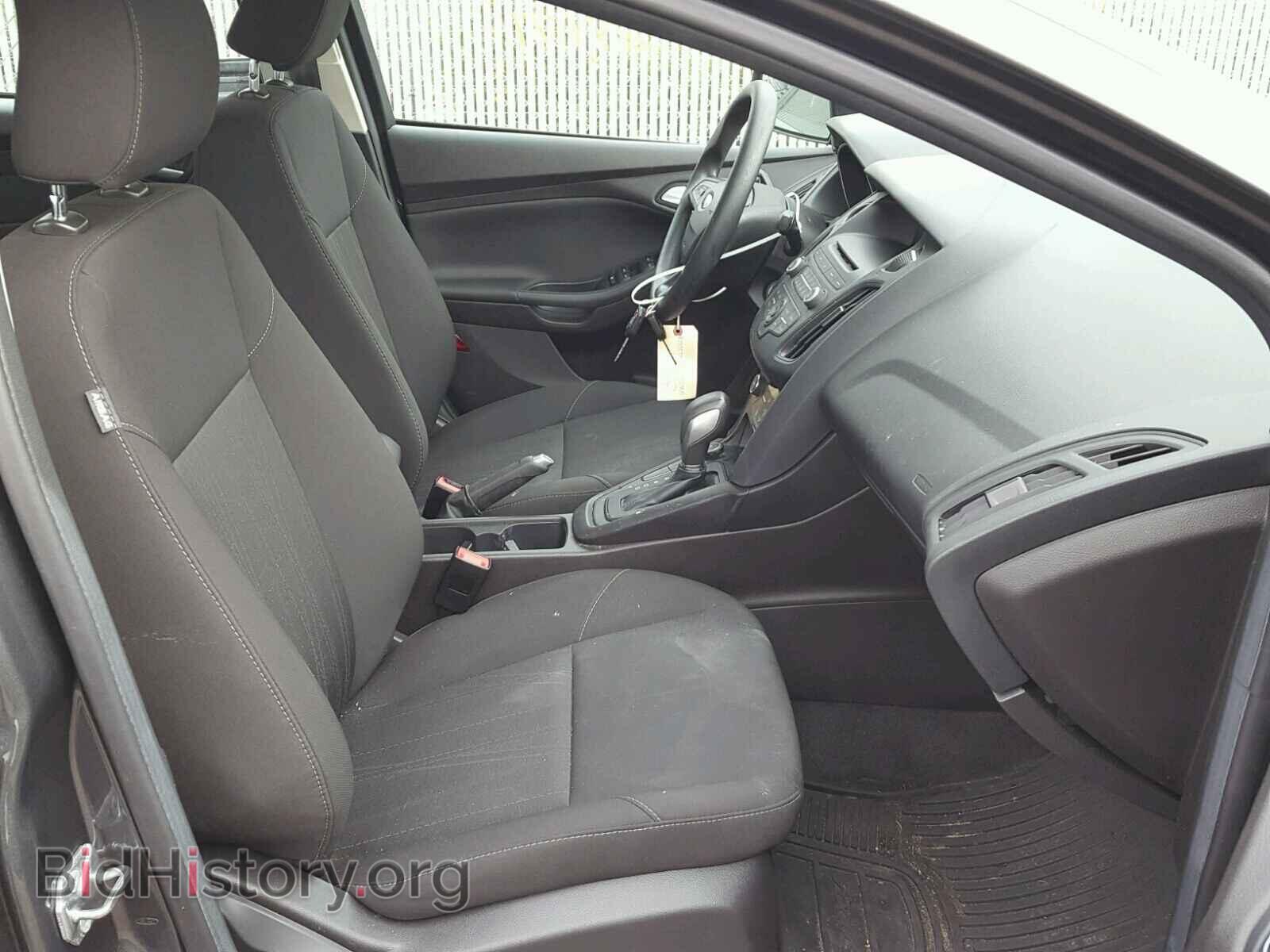 2017 FORD FOCUS - VIN: 1FADP3FE4HL266011 - Photo 5