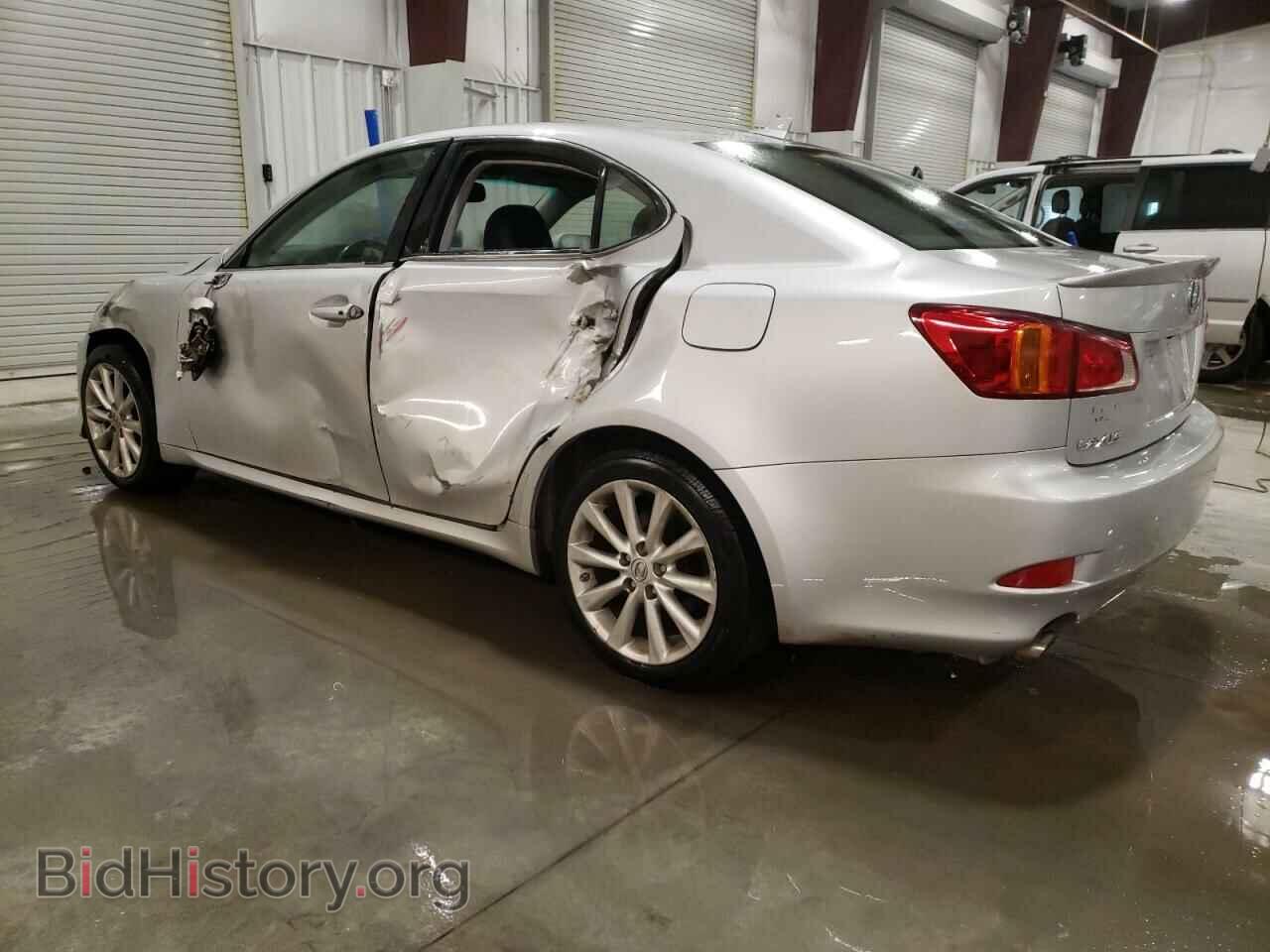 2010 LEXUS IS - VIN: JTHCF5C22A5043800 - Фото 2