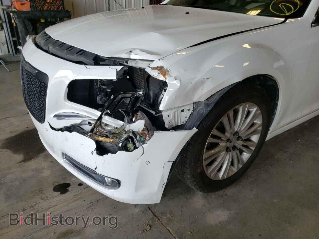 2011 CHRYSLER 300 - VIN: 2C3CK6CT8BH524046 - Фото 9