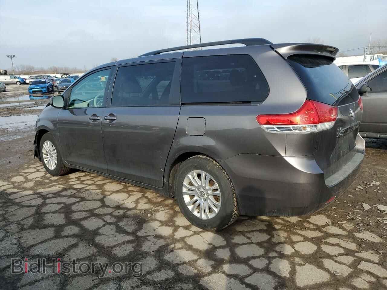 2012 TOYOTA All Models - VIN: 5TDYK3DC3CS179851 - Фото 2