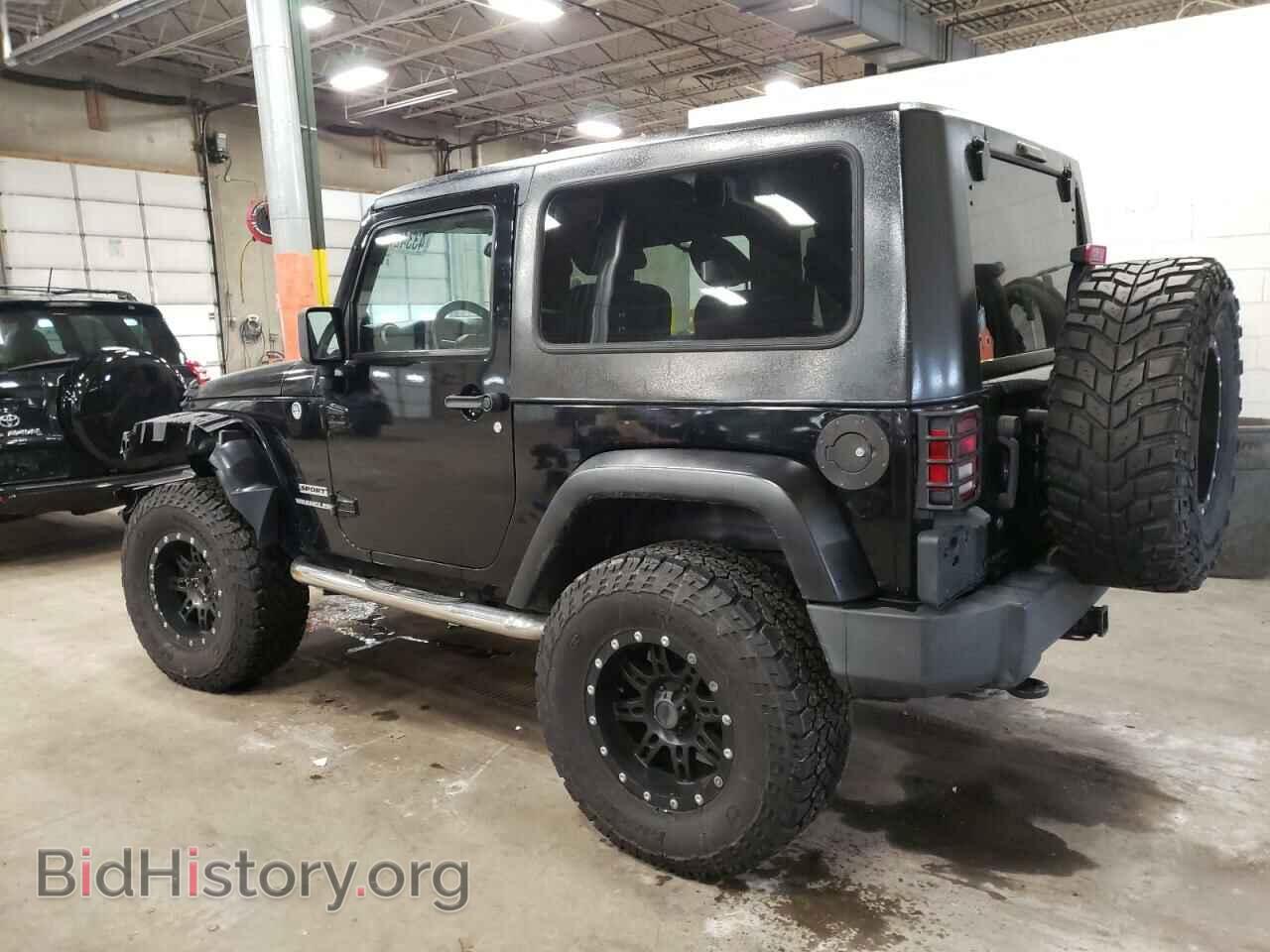 2011 JEEP WRANGLER - VIN: 1J4AA2D14BL521220 - Фото 2