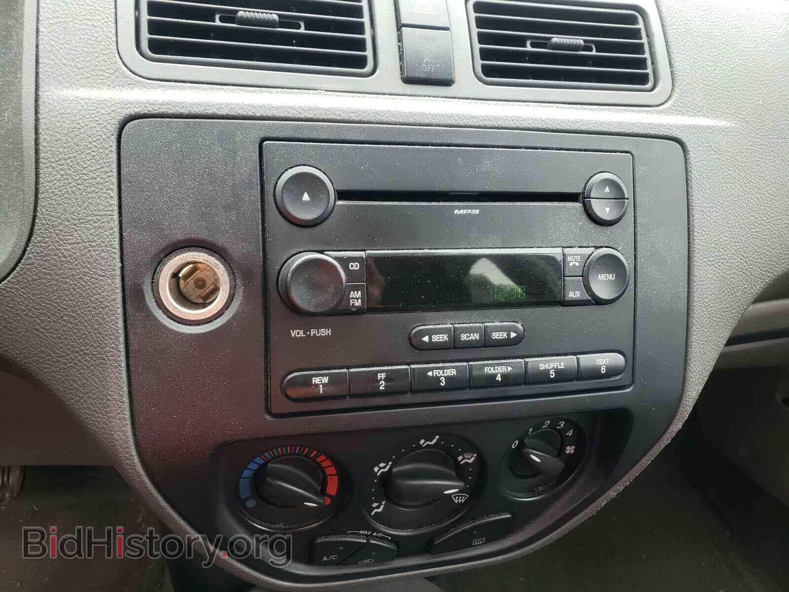 2005 FORD FOCUS - VIN: 1FAFP34N05W200240 - Фото 9