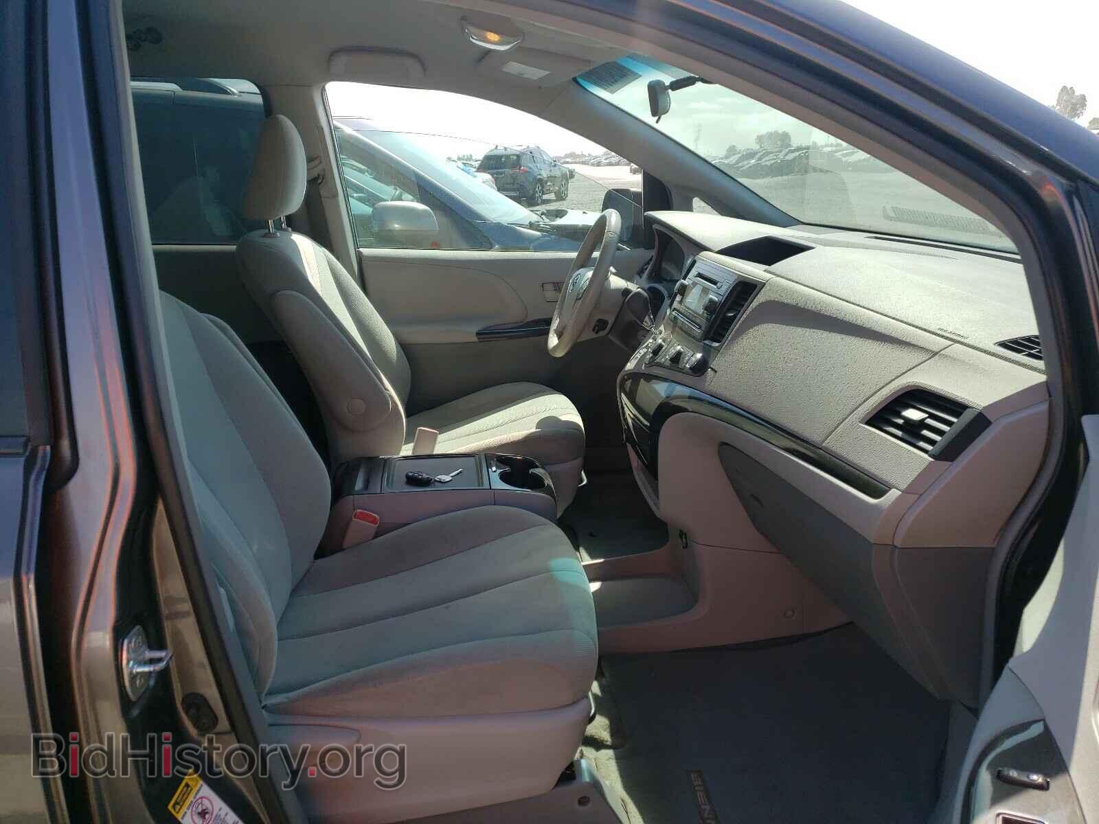 2012 TOYOTA SIENNA - VIN: 5TDKA3DC7CS011977 - Фото 5