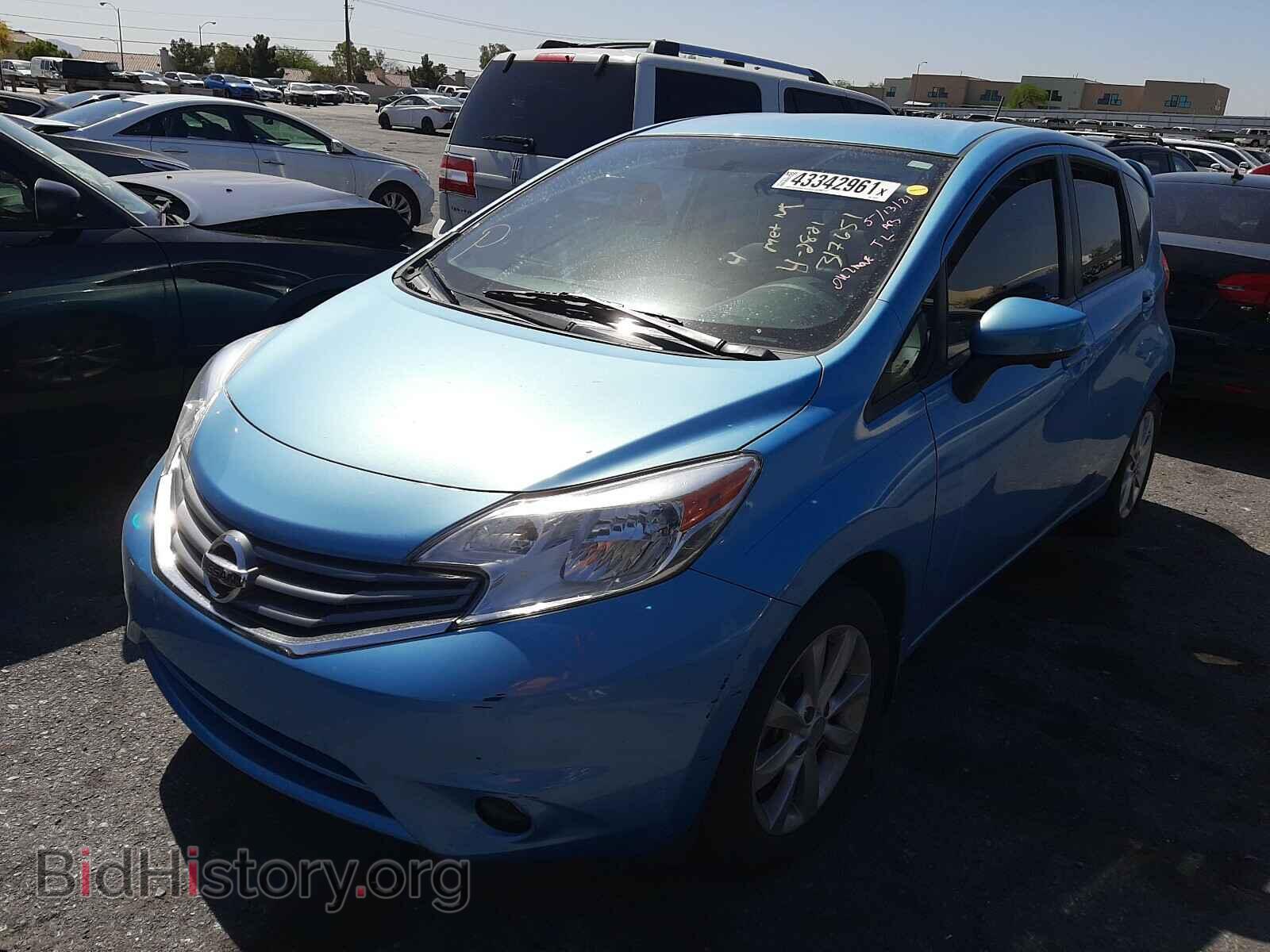 2015 NISSAN VERSA - VIN: 3N1CE2CP0FL366882 - Photo 2