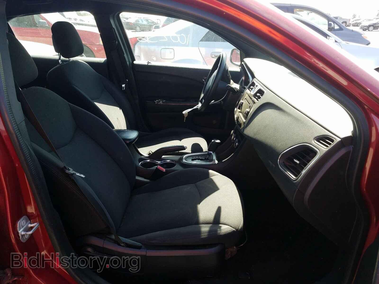 2014 CHRYSLER 200 - VIN: 1C3CCBAG6EN172074 - Фото 5