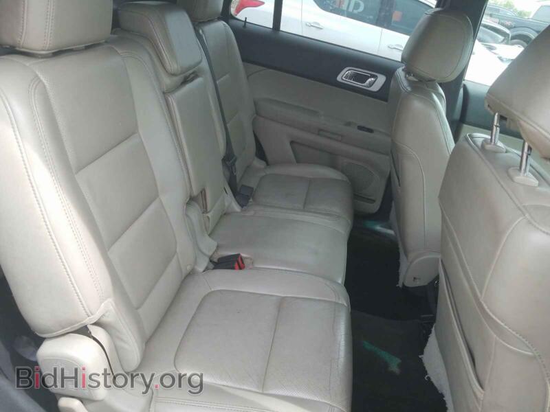 2011 Ford EXPLORER (VIN 1FMHK8F81BGA03343) — photo 6 of 10