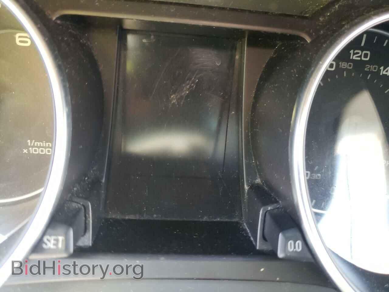 2010 AUDI A5 - VIN: WAULFAFR2AA058191 - Фото 8