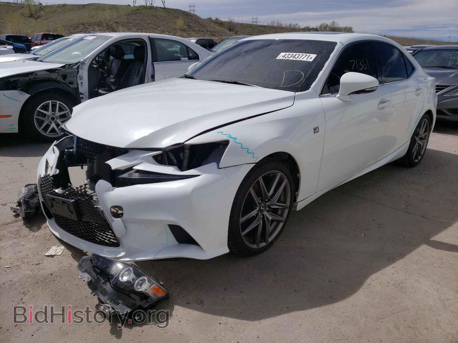 2014 LEXUS IS - VIN: JTHCF1D22E5012463 - Photo 2