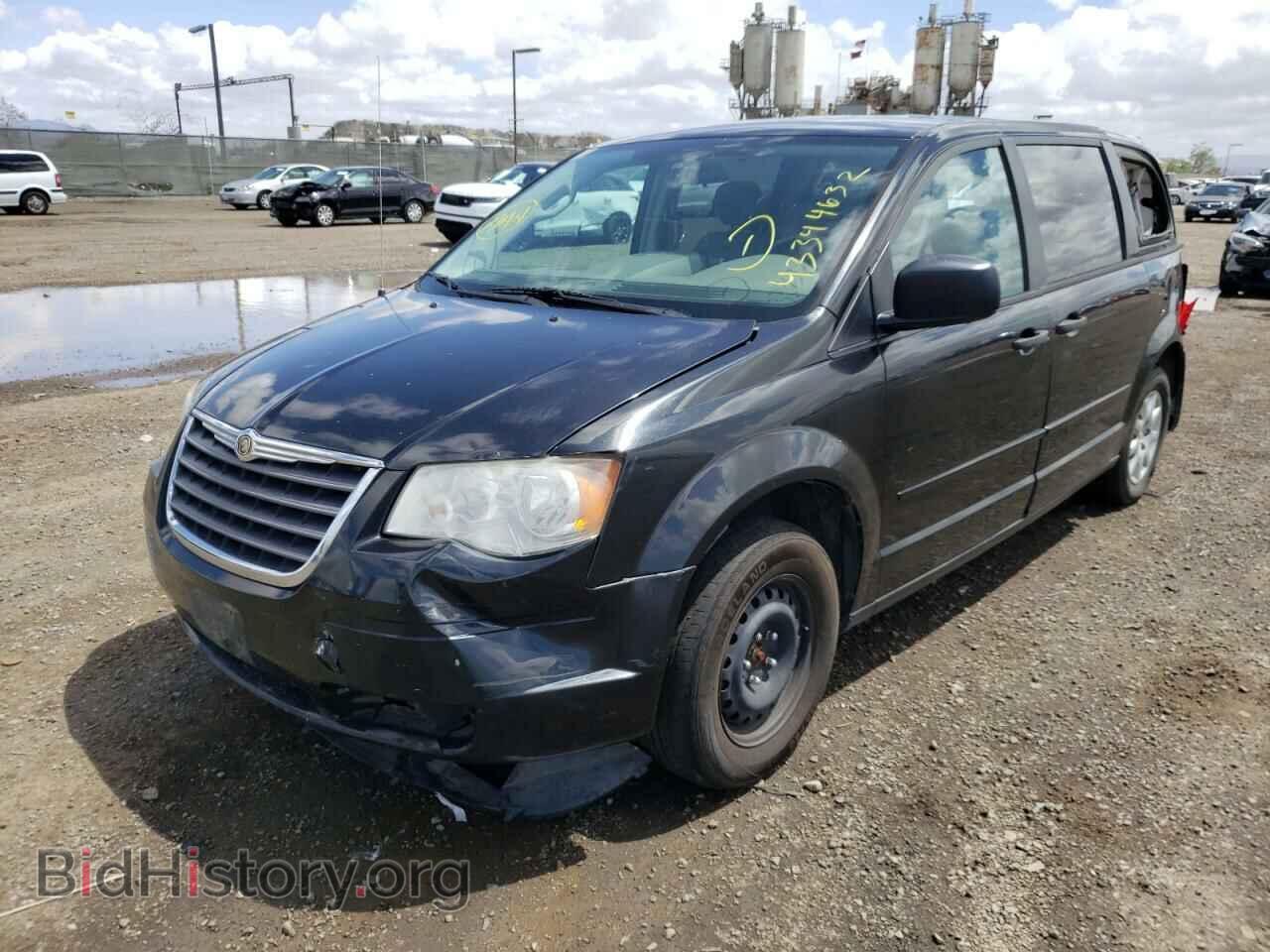 2008 CHRYSLER MINIVAN - VIN: 2A8HR44H48R652355 - Фото 2