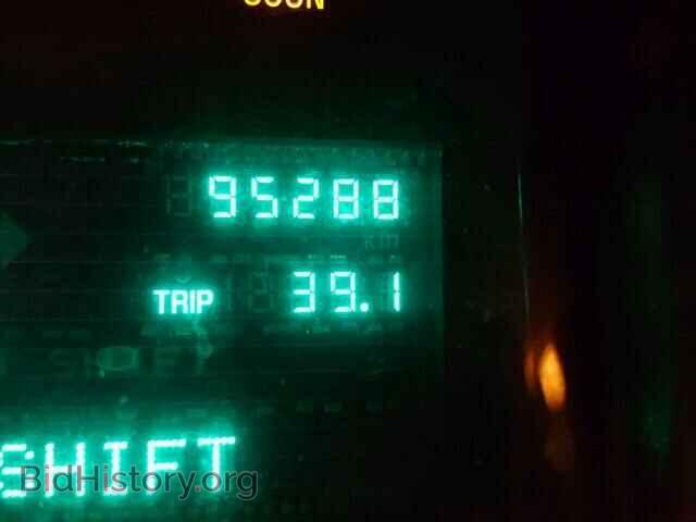 1999 CADILLAC DEVILLE - VIN: 1G6KD54Y3XU773139 - Фото 8