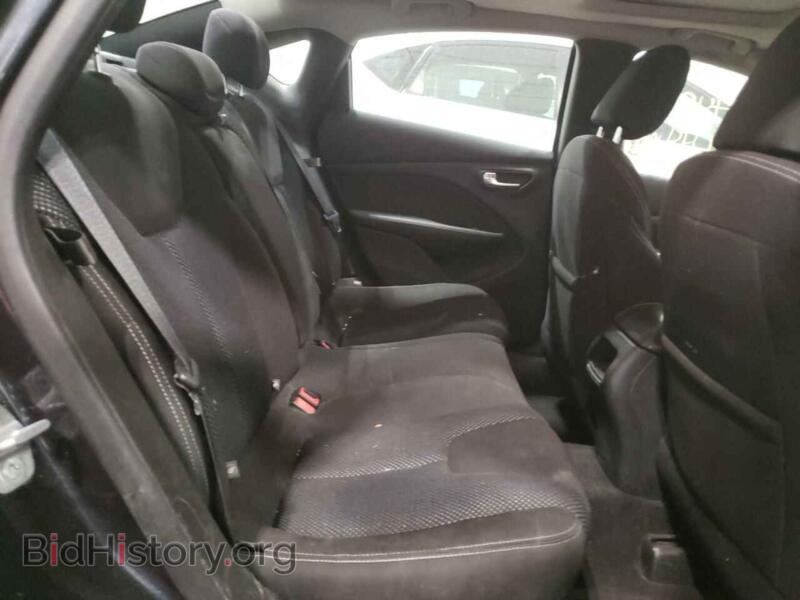 2014 Dodge DART (VIN 1C3CDFBB5ED894665) — фото 6 из 10