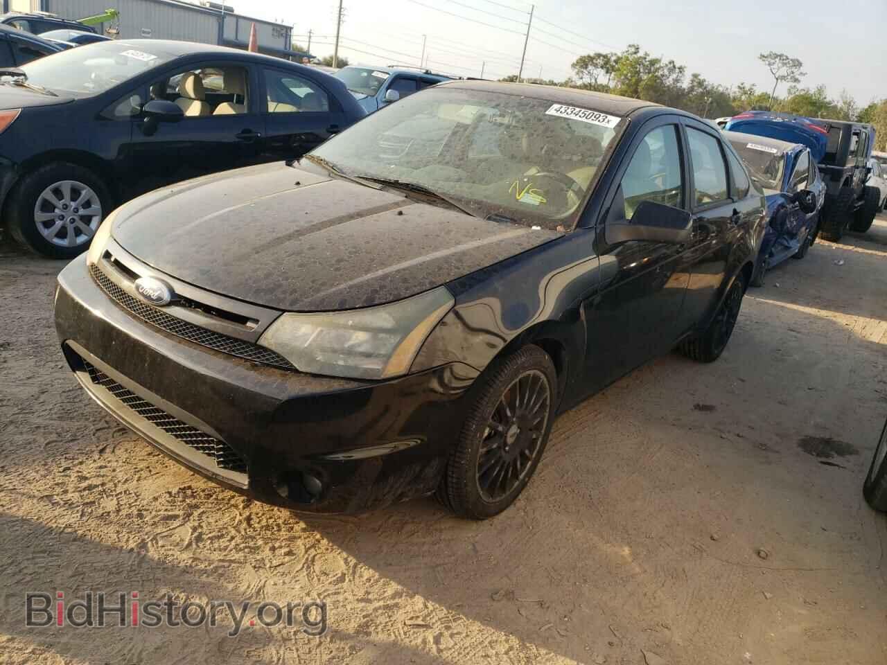 Photo 1FAHP3GN9AW276988 - FORD FOCUS 2010
