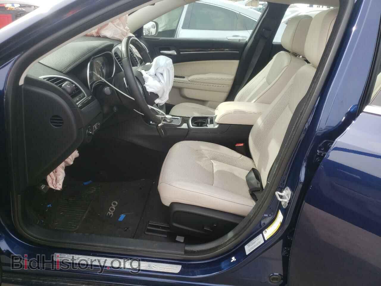 2017 CHRYSLER 300 - VIN: 2C3CCAETXHH566885 - Фото 7