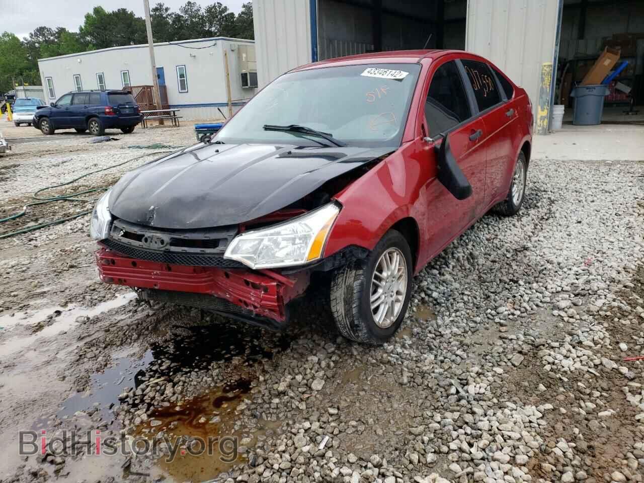 2011 FORD FOCUS - VIN: 1FAHP3FN8BW121254 - Фото 2
