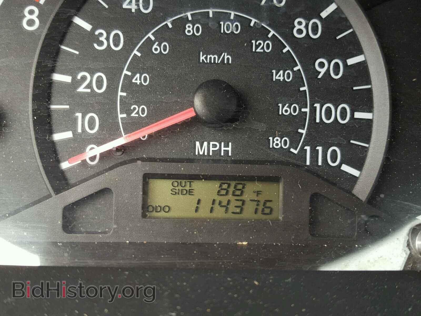 2003 TOYOTA COROLLA - VIN: JTDBR32E832010518 - Photo 2