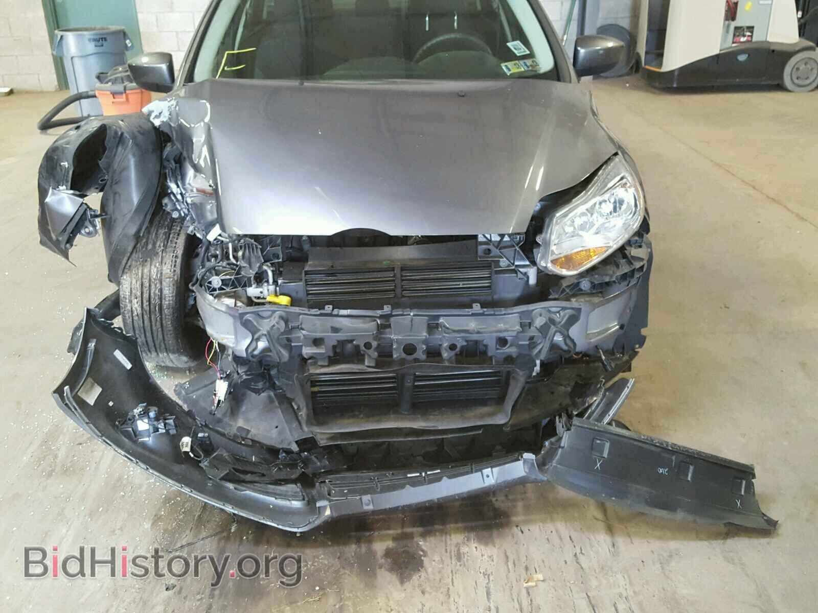 2012 Ford FOCUS (VIN 1FAHP3F29CL121398) — photo 7 of 10