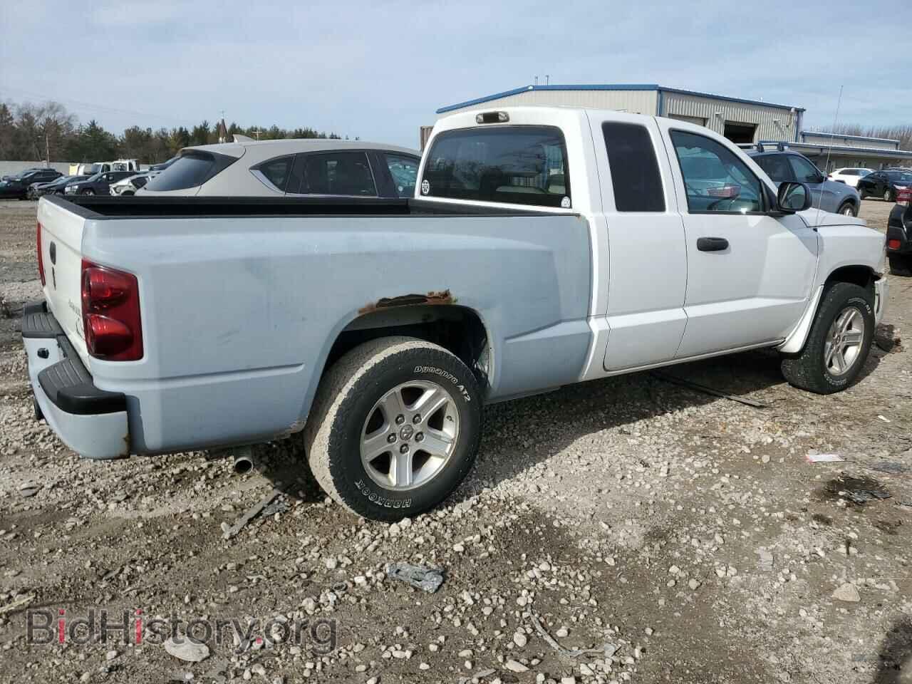 2011 DODGE DAKOTA - VIN: 1D7RW3BK6BS687651 - Фото 3