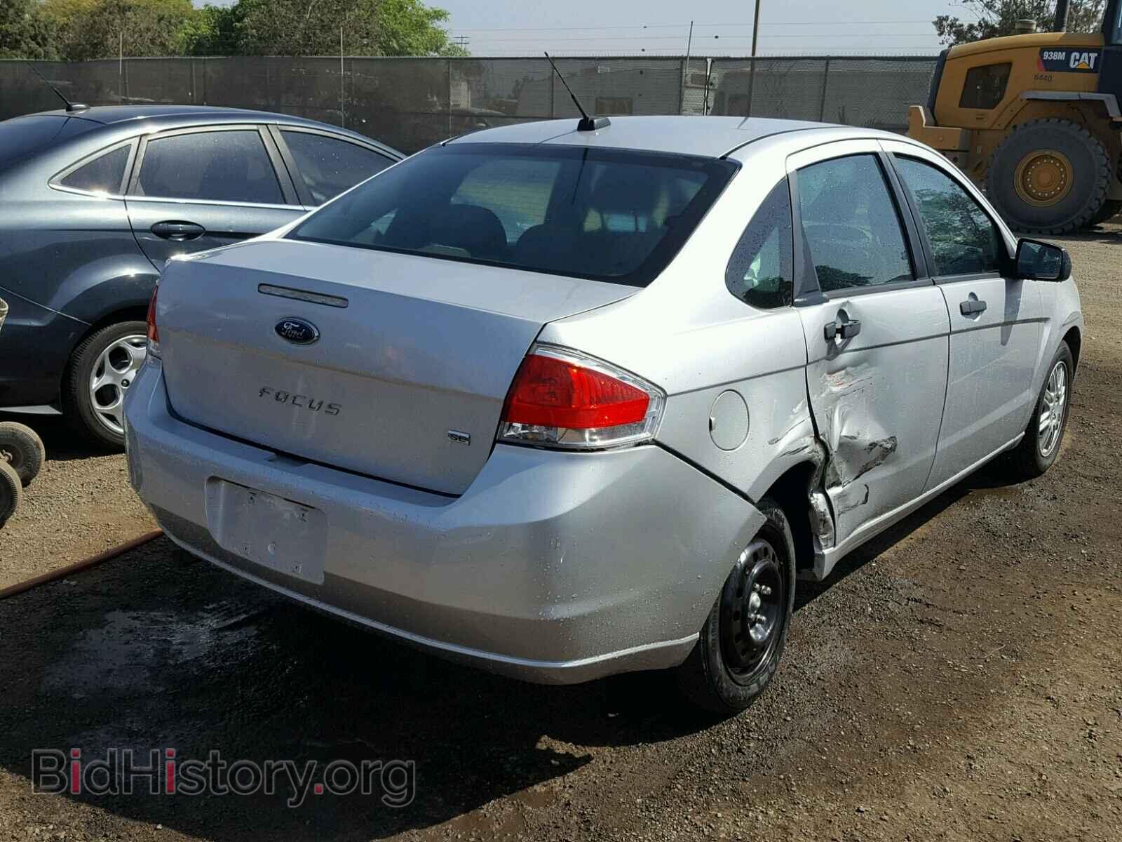 2011 FORD FOCUS - VIN: 1FAHP3FN9BW180989 - Фото 4