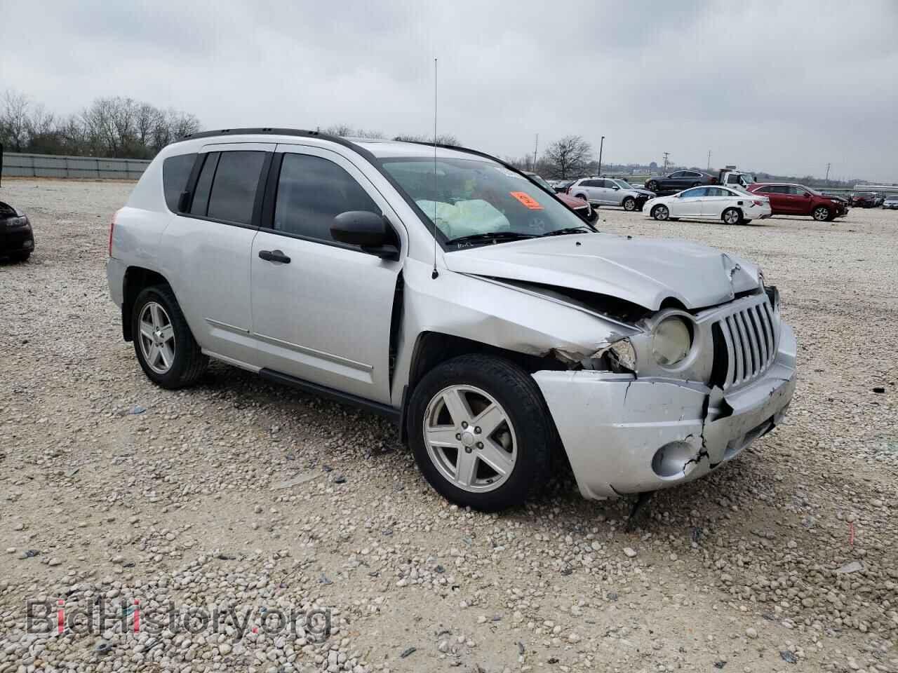 2008 JEEP COMPASS - VIN: 1J8FT47W28D759782 - Фото 4