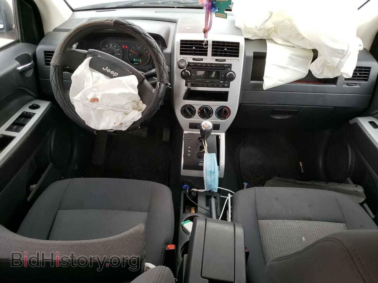 2008 JEEP COMPASS - VIN: 1J8FT47W28D759782 - Фото 8