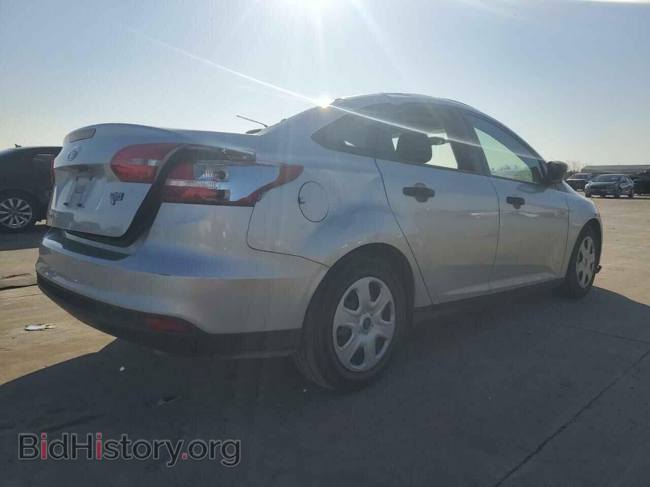 2017 FORD FOCUS - VIN: 1FADP3E22HL324236 - Фото 3