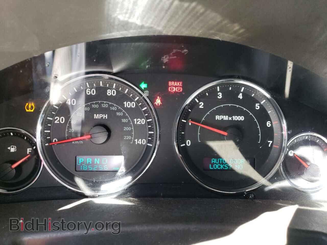 2007 JEEP COMMANDER - VIN: 1J8HG48KX7C658745 - Фото 9