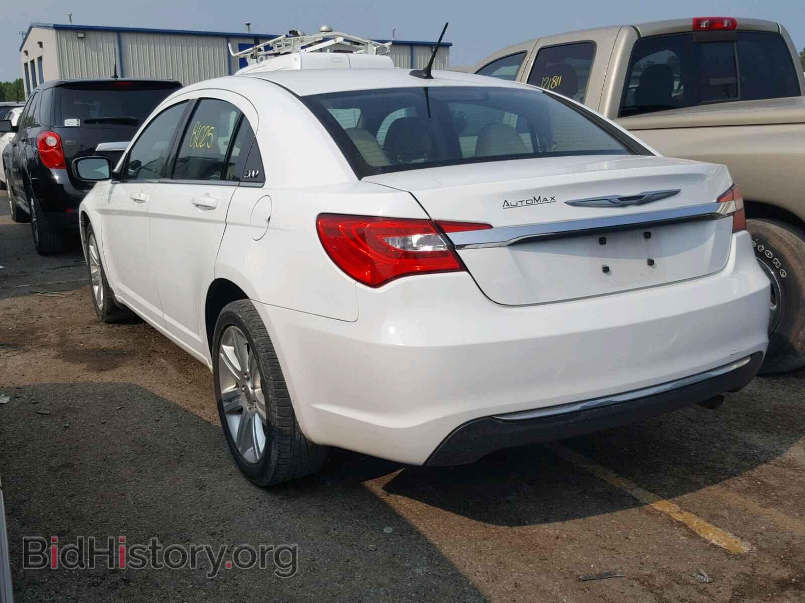 2013 CHRYSLER 200 - VIN: 1C3CCBAB1DN704589 - Photo 3