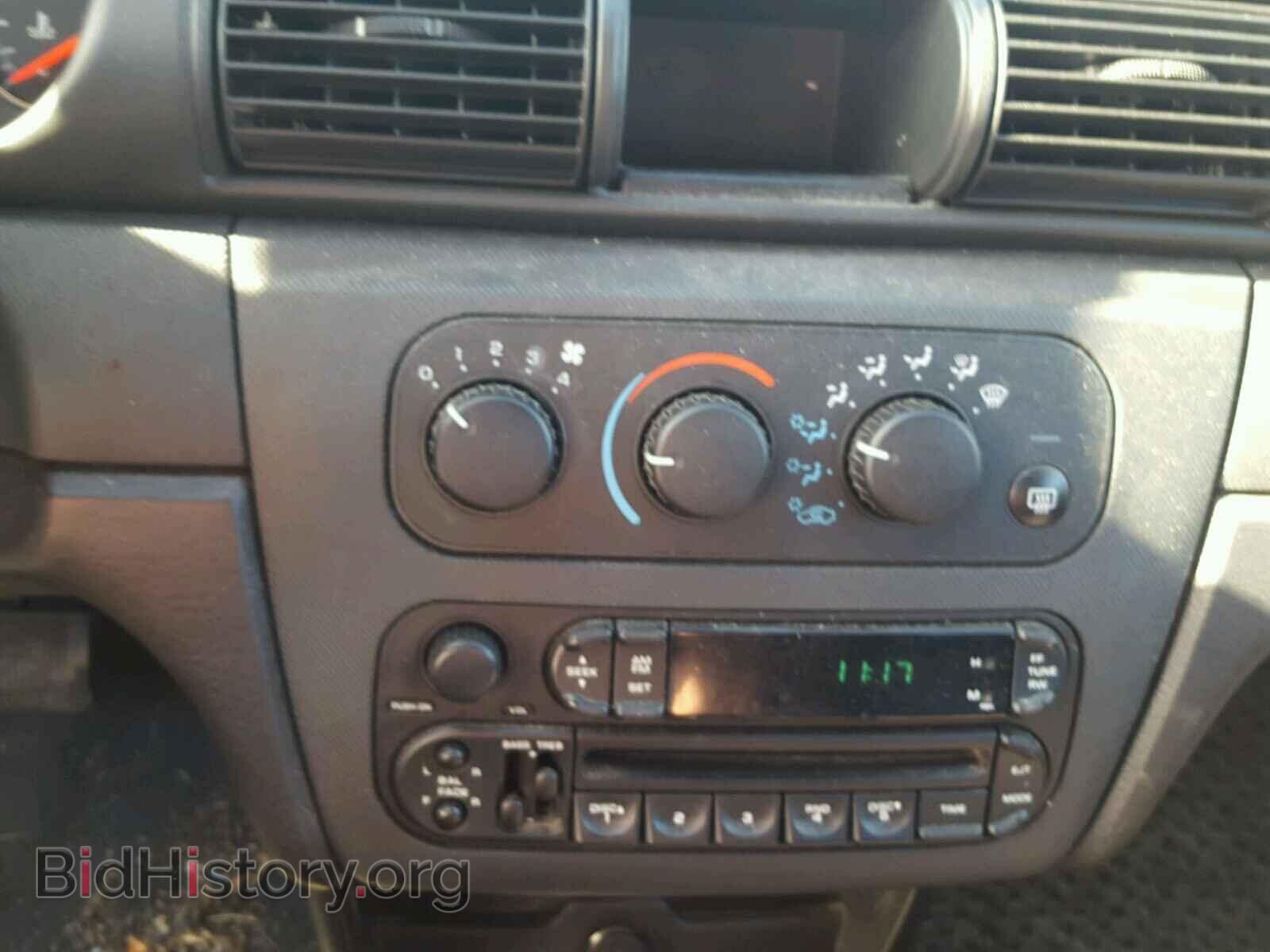 2004 CHRYSLER SEBRING - VIN: 1C3EL46X24N299996 - Фото 9