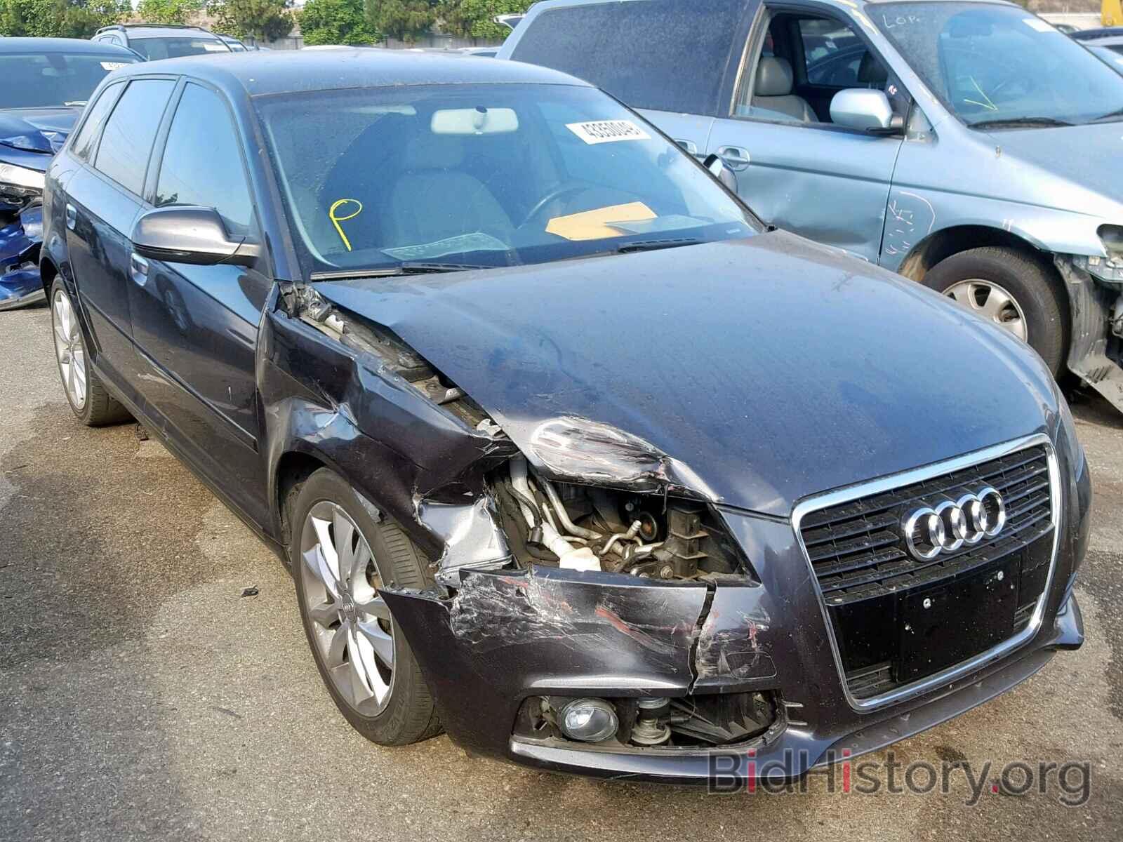 Photo WAUBFAFM0BA105686 - AUDI A3 2011