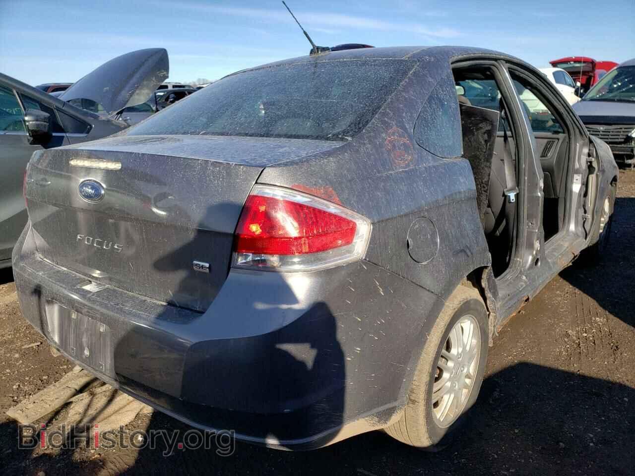 2011 FORD FOCUS - VIN: 1FAHP3FN1BW175611 - Фото 3